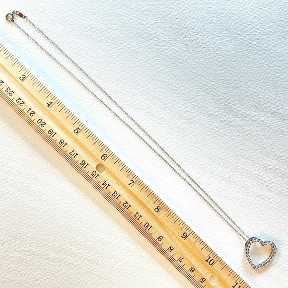 Sterling Silver w Rhinestones Heart Shape Pendant Necklace 17" chain. - Picture 3 of 8